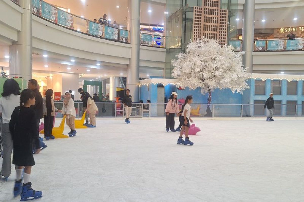 Liburan Seru di Margocity: Sensasi Ice Skating Ala New York